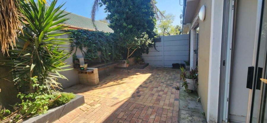 To Let 2 Bedroom Property for Rent in Table View Western Cape